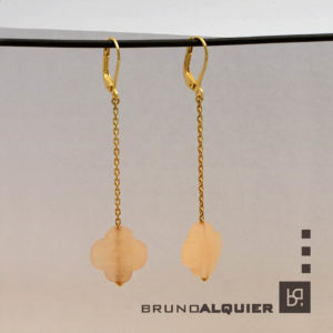 Bruno Alquier - Boucles dormeuses en or jaune et pierres orangées